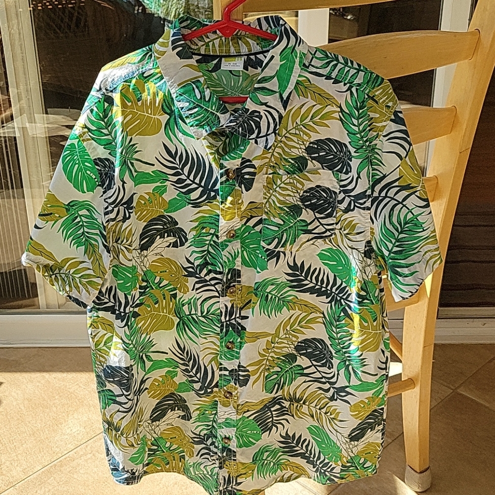 Crazy 8 tropical button down shirt 14